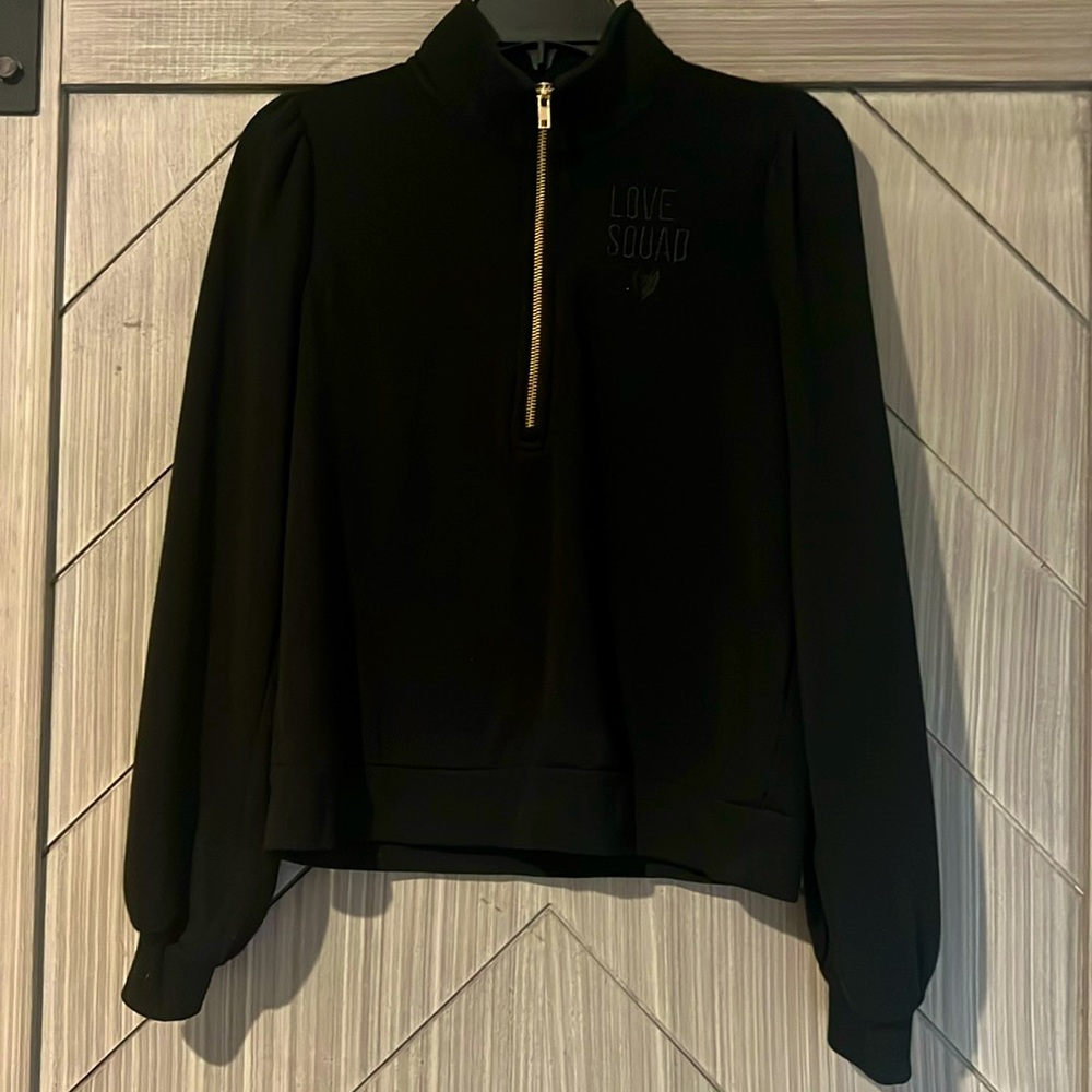 Adorable black quarter zip sweatshirt with gold zipper size medium from Evereve